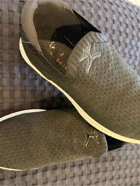 Women's Black Slip-On Knit Casual Shoe with White Sole
